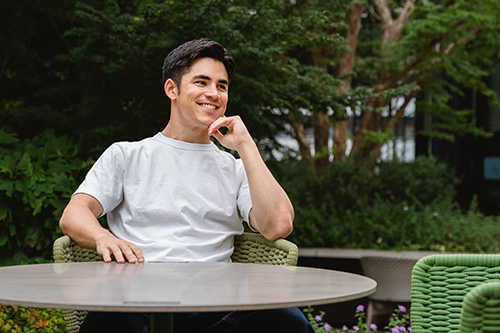 岩崎ルイ | Louis Iwasaki